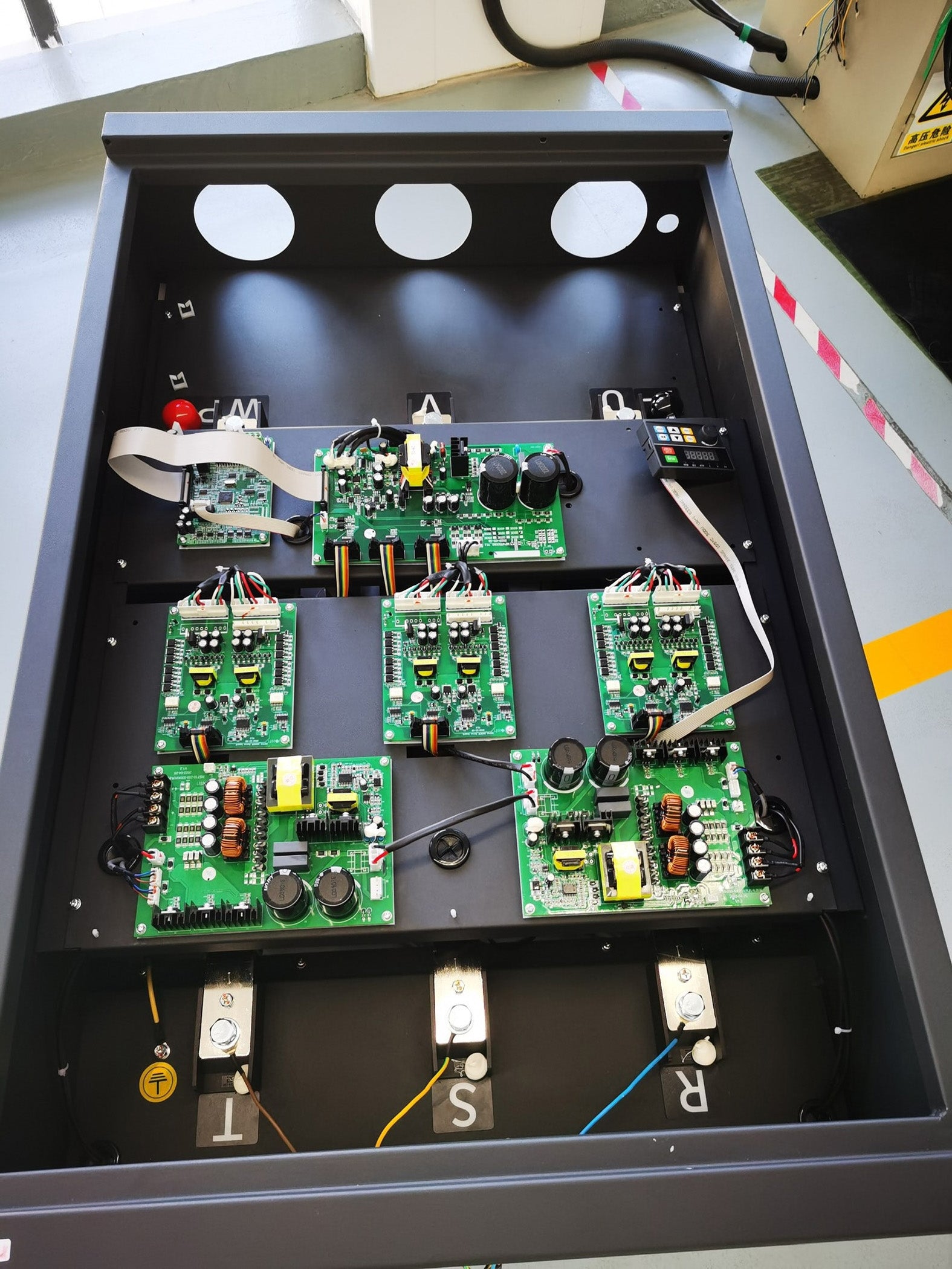 536HP VFD 3 Phase 380V Optimized Motor Control and Efficiency 400kW
