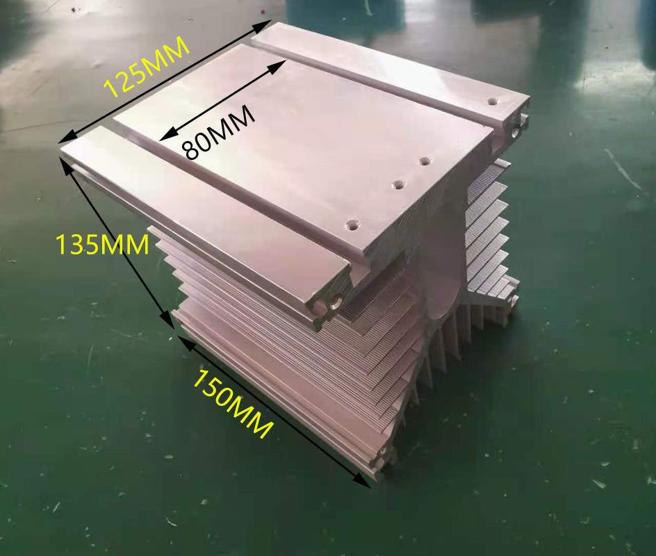 Y-150 heatsink included with LSCR3-150-KIT; SCR module and 220V cooling fan also supplied, not shown in this accessory photo