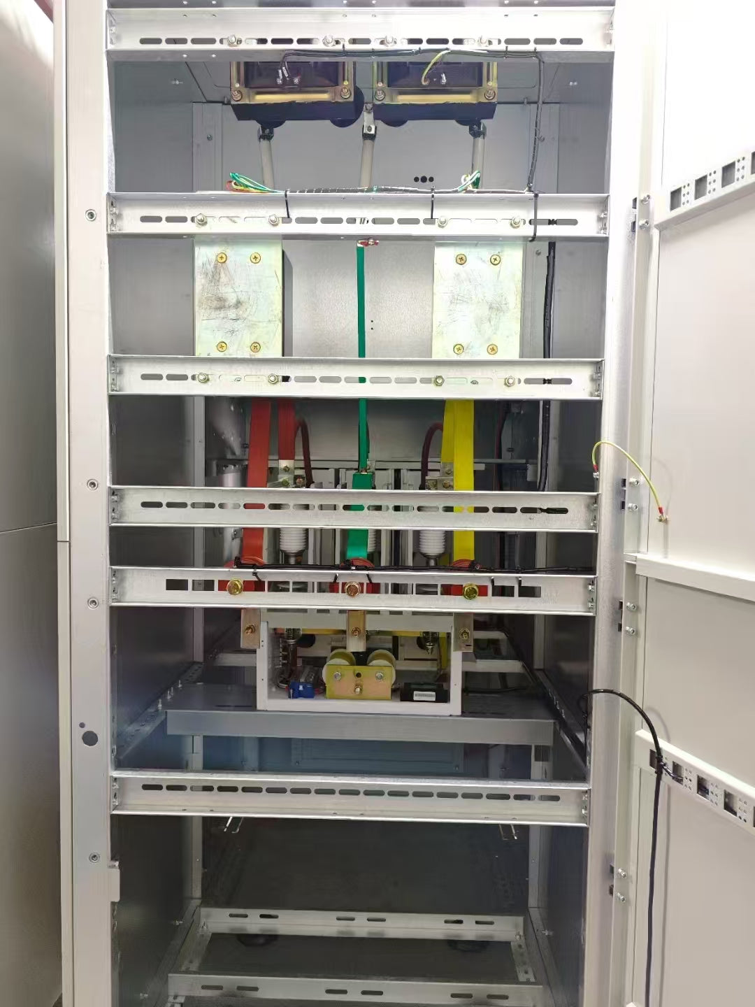 AMV Series Medium Voltage Solid-State Soft Starter